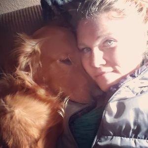 Meet your Posher, Lorae